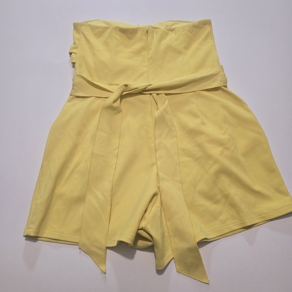 Great Jones Yellow Strapless Romper Strapless Straight neckline Size M - Picture 14 of 15